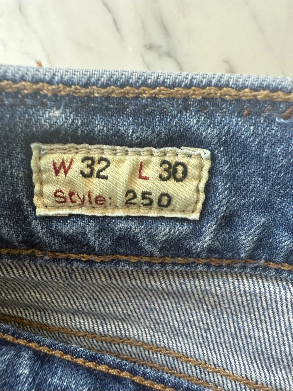J.Crew Men’s 250 Stretch Slim Tapered Jeans W32 L30